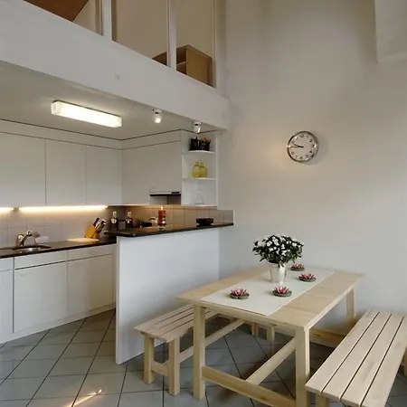 Apartament Justingerweg *